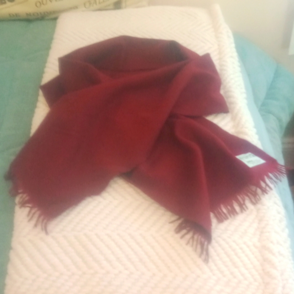 Wool scarg